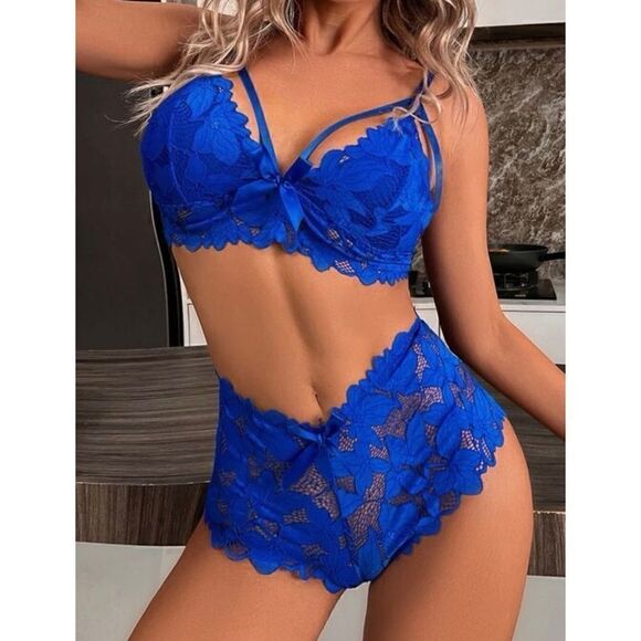 Sexy Sheer Floral Lace High Waisted Lingerie Set - Picture 5 of 8